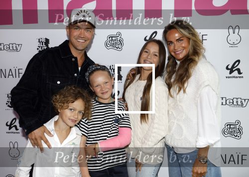 Amsterdam 11 september 2024
Fabulous Mama awards in All out in Amsterdam. Joel Borelli met vrouw en kinderen