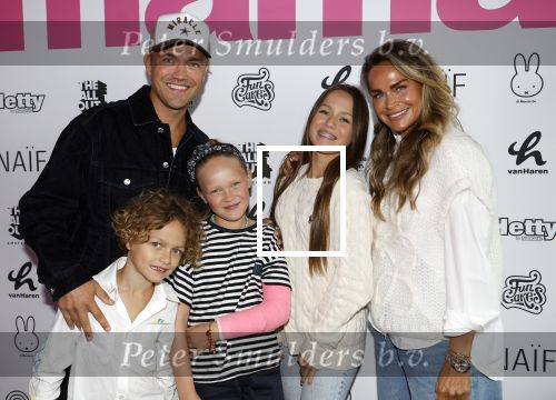 Amsterdam 11 september 2024
Fabulous Mama awards in All out in Amsterdam. Joel Borelli met vrouw en kinderen