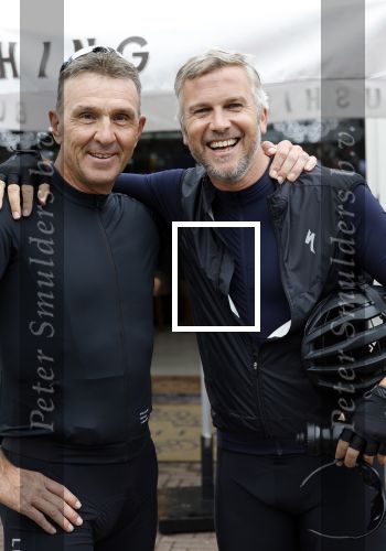 Blaricum 4 september 2024
Fietstocht met allemaal specialized S Works fietsen vanaf Blushing Blaricum van Gordon .
Oa doen mee , Winston Gerschtanowitz Louis Talpe Mark Tuitert Laurens ten Dam Roxane Knetemann Thomas v d Vlucht Johan Museeuw Thomas Dekker Ireen Wust Erben Wennemars  Joy Beune en haar partner Kjeld Nuis .