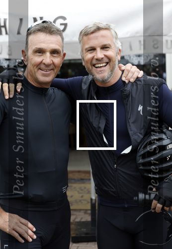 Blaricum 4 september 2024
Fietstocht met allemaal specialized S Works fietsen vanaf Blushing Blaricum van Gordon .
Oa doen mee , Winston Gerschtanowitz Louis Talpe Mark Tuitert Laurens ten Dam Roxane Knetemann Thomas v d Vlucht Johan Museeuw Thomas Dekker Ireen Wust Erben Wennemars  Joy Beune en haar partner Kjeld Nuis .