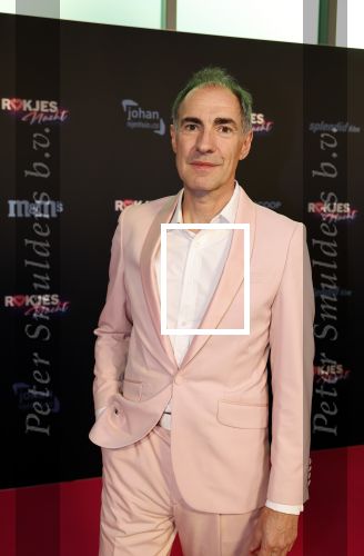 Den Bosch 28 september 2024
Premiere Rokjesdag in de Brabant hallen met in de cast oa Abbey Hoes, Leo Alkemade, Brigitte Heitzer, Lykele Muus, Bertrie Wierenga en Kiefer Zwart.Daarnaast zijn er onder meer rollen weggelegd voor Sinan Eroglu, Peter Bolhuis, Tineke Schouten, Patrick Martens en Maaike Martens.