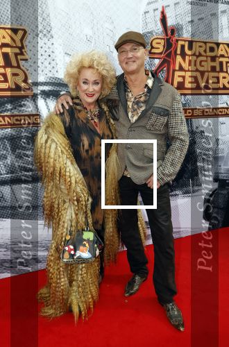 Den Bosch 29 september 2024
Premiere Saturday night fever in de Parade in Den Bosch . Karin Bloemen met man