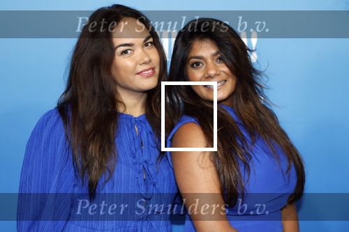 Rotterdam 27 september 2024
Premiere Mamma mia the party in  Schiecentrale. Kimberley Bosman met een kennis