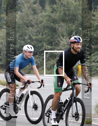 Blaricum 4 september 2024
Fietstocht met allemaal specialized S Works fietsen vanaf Blushing Blaricum van Gordon .
Oa doen mee , Winston Gerschtanowitz Louis Talpe Mark Tuitert Laurens ten Dam Roxane Knetemann Thomas v d Vlucht Johan Museeuw Thomas Dekker Ireen Wust Erben Wennemars  Joy Beune en haar partner Kjeld Nuis .