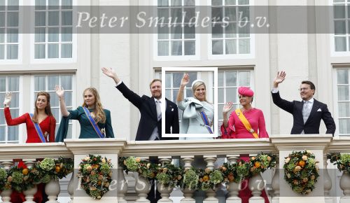 Den Haag 17 september 2024
Prinsjesdag 2024 met aanwezig namens de koninklijke familie , Koning Willem Alexander Koningin Maxima Prinses Amalia Prinses Alexia Prins Constantijn en Prinses Laurentien.