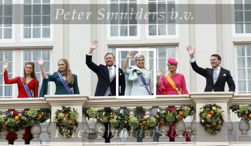 Den Haag 17 september 2024
Prinsjesdag 2024 met aanwezig namens de koninklijke familie , Koning Willem Alexander Koningin Maxima Prinses Amalia Prinses Alexia Prins Constantijn en Prinses Laurentien.