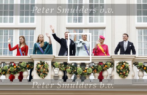 Den Haag 17 september 2024
Prinsjesdag 2024 met aanwezig namens de koninklijke familie , Koning Willem Alexander Koningin Maxima Prinses Amalia Prinses Alexia Prins Constantijn en Prinses Laurentien.