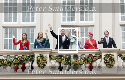 Den Haag 17 september 2024
Prinsjesdag 2024 met aanwezig namens de koninklijke familie , Koning Willem Alexander Koningin Maxima Prinses Amalia Prinses Alexia Prins Constantijn en Prinses Laurentien.