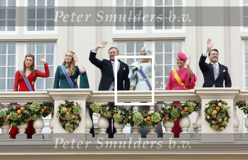 Den Haag 17 september 2024
Prinsjesdag 2024 met aanwezig namens de koninklijke familie , Koning Willem Alexander Koningin Maxima Prinses Amalia Prinses Alexia Prins Constantijn en Prinses Laurentien.