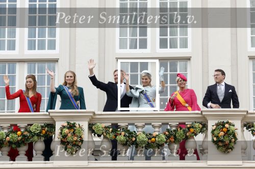 Den Haag 17 september 2024
Prinsjesdag 2024 met aanwezig namens de koninklijke familie , Koning Willem Alexander Koningin Maxima Prinses Amalia Prinses Alexia Prins Constantijn en Prinses Laurentien.
