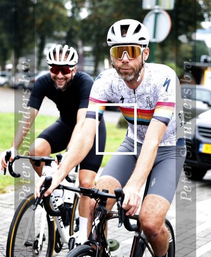 Blaricum 4 september 2024
Fietstocht met allemaal specialized S Works fietsen vanaf Blushing Blaricum van Gordon .
Oa doen mee , Winston Gerschtanowitz Louis Talpe Mark Tuitert Laurens ten Dam Roxane Knetemann Thomas v d Vlucht Johan Museeuw Thomas Dekker Ireen Wust Erben Wennemars  Joy Beune en haar partner Kjeld Nuis .