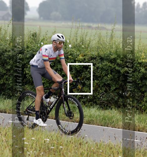 Blaricum 4 september 2024
Fietstocht met allemaal specialized S Works fietsen vanaf Blushing Blaricum van Gordon .
Oa doen mee , Winston Gerschtanowitz Louis Talpe Mark Tuitert Laurens ten Dam Roxane Knetemann Thomas v d Vlucht Johan Museeuw Thomas Dekker Ireen Wust Erben Wennemars  Joy Beune en haar partner Kjeld Nuis .