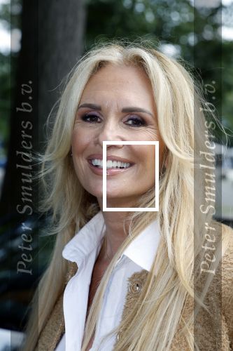 Laren 5 september 2024
Presentatie nieuwe Talkies met op de cover Leontine Ruiters  en Lonneke Nooteboom bij de Singer in Laren .