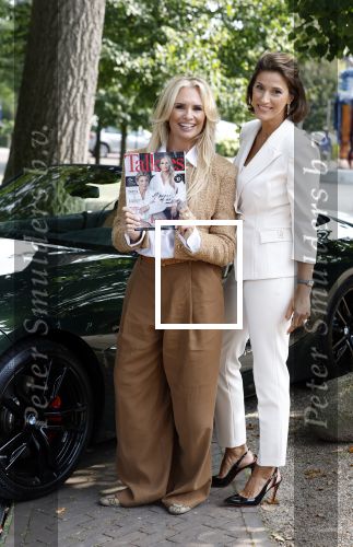 Laren 5 september 2024
Presentatie nieuwe Talkies met op de cover Leontine Ruiters en Lonneke Nooteboom bij de Singer in Laren .