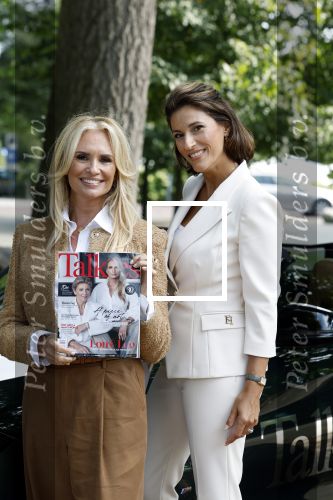 Laren 5 september 2024
Presentatie nieuwe Talkies met op de cover Leontine Ruiters en Lonneke Nooteboom bij de Singer in Laren .