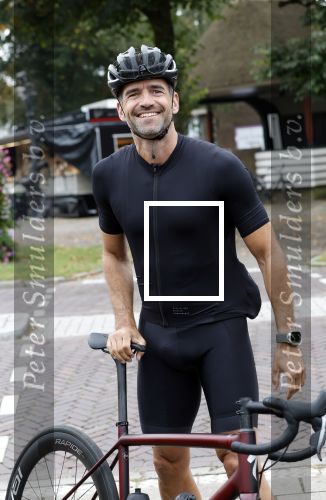 Blaricum 4 september 2024
Fietstocht met allemaal specialized S Works fietsen vanaf Blushing Blaricum van Gordon .
Oa doen mee , Winston Gerschtanowitz Louis Talpe Mark Tuitert Laurens ten Dam Roxane Knetemann Thomas v d Vlucht Johan Museeuw Thomas Dekker Ireen Wust Erben Wennemars  Joy Beune en haar partner Kjeld Nuis .