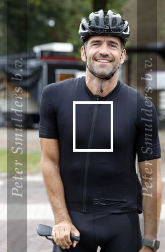 Blaricum 4 september 2024
Fietstocht met allemaal specialized S Works fietsen vanaf Blushing Blaricum van Gordon .
Oa doen mee , Winston Gerschtanowitz Louis Talpe Mark Tuitert Laurens ten Dam Roxane Knetemann Thomas v d Vlucht Johan Museeuw Thomas Dekker Ireen Wust Erben Wennemars  Joy Beune en haar partner Kjeld Nuis .
