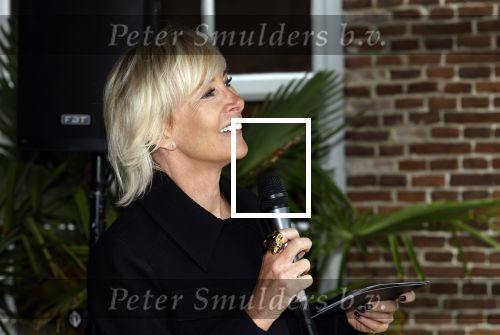 Naarden 25 september 2024
Presentatie bank Jan des Bouvrie (door kunstenaar Job Smeets) bij het arsenaal . Monique des Bouvrie