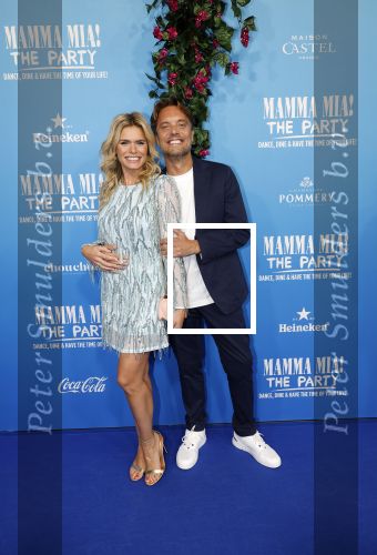 Rotterdam 27 september 2024
Premiere Mamma mia the party in  Schiecentrale.  Nicolette v dam en Bas Smit