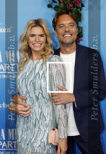 Rotterdam 27 september 2024
Premiere Mamma mia the party in  Schiecentrale.  Nicolette v dam en Bas Smit