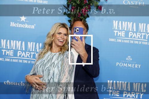 Rotterdam 27 september 2024
Premiere Mamma mia the party in  Schiecentrale.  Nicolette v dam en Bas Smit