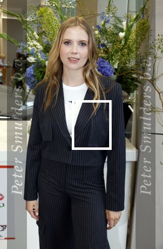 Amsterdam 3 september 2024
Opening van de Amsterdam Fashion Week AFW met een catwalk voor de Linda Foundation.
O.A. liepen mee , Worthy de Jong Winonah de Jong Dyantha Brooks Anouk Smulders Fockeline Ouwerkerk Dyanne Beekman Irene v d Laar Carolien Spoor Victoria Koblenko Zineb Fallouk Quinty Trustfull Tanja Jess Susan Visser IOris v Lunenberg Lauren Verster Marlijn Werdenburg Dani Bles Isa Hoes Anita Witzier Merel Westrik Hilmar Mulder Imanuelle Grives Vivian Slingerland (met dochter) en Hadewich Minis. Noa Vahle was aanwezig namens de Linda Foundation.
