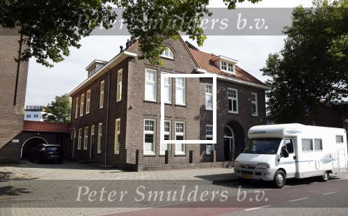 Enschede 15 september 2024
Pieter Omtzigt bij zijn huis waar hij met zijn vrouw Ayfer Koc en hun dochters woont.