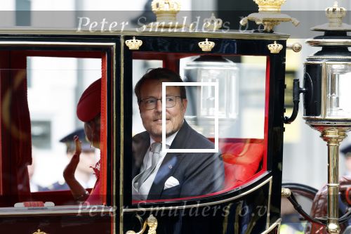 Den Haag 17 september 2024
Prinsjesdag 2024 met aanwezig namens de koninklijke familie , Koning Willem Alexander Koningin Maxima Prinses Amalia Prinses Alexia Prins Constantijn en Prinses Laurentien.