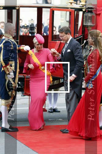 Den Haag 17 september 2024
Prinsjesdag 2024 met aanwezig namens de koninklijke familie , Koning Willem Alexander Koningin Maxima Prinses Amalia Prinses Alexia Prins Constantijn en Prinses Laurentien.