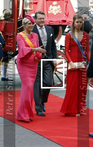 Den Haag 17 september 2024
Prinsjesdag 2024 met aanwezig namens de koninklijke familie , Koning Willem Alexander Koningin Maxima Prinses Amalia Prinses Alexia Prins Constantijn en Prinses Laurentien.