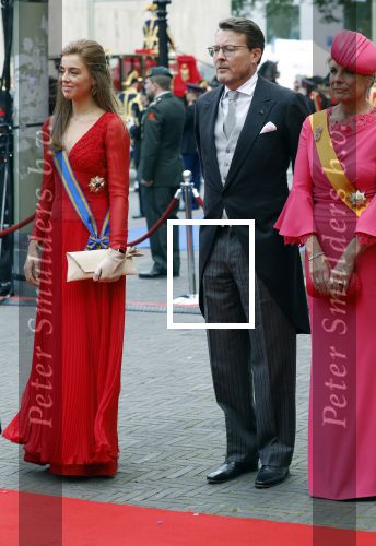Den Haag 17 september 2024
Prinsjesdag 2024 met aanwezig namens de koninklijke familie , Koning Willem Alexander Koningin Maxima Prinses Amalia Prinses Alexia Prins Constantijn en Prinses Laurentien.