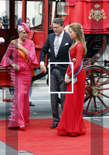 Den Haag 17 september 2024
Prinsjesdag 2024 met aanwezig namens de koninklijke familie , Koning Willem Alexander Koningin Maxima Prinses Amalia Prinses Alexia Prins Constantijn en Prinses Laurentien.