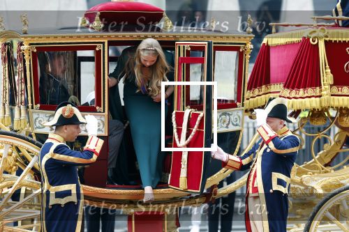 Den Haag 17 september 2024
Prinsjesdag 2024 met aanwezig namens de koninklijke familie , Koning Willem Alexander Koningin Maxima Prinses Amalia Prinses Alexia Prins Constantijn en Prinses Laurentien.