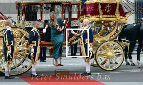 Den Haag 17 september 2024
Prinsjesdag 2024 met aanwezig namens de koninklijke familie , Koning Willem Alexander Koningin Maxima Prinses Amalia Prinses Alexia Prins Constantijn en Prinses Laurentien.