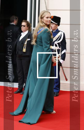 Den Haag 17 september 2024
Prinsjesdag 2024 met aanwezig namens de koninklijke familie , Koning Willem Alexander Koningin Maxima Prinses Amalia Prinses Alexia Prins Constantijn en Prinses Laurentien.