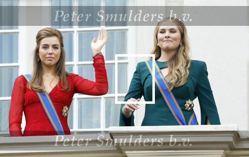 Den Haag 17 september 2024
Prinsjesdag 2024 met aanwezig namens de koninklijke familie , Koning Willem Alexander Koningin Maxima Prinses Amalia Prinses Alexia Prins Constantijn en Prinses Laurentien.