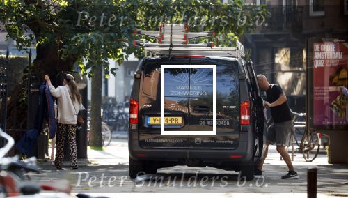 Amsterdam 21 september 2024
Priscilla Nasi en Kevin v Ree trouwen in het College Hotel .oa aanwezig Robert halewijn Evert Santegoeds Gerard Joling Wino Omtzigt Guido Spek en andere gasten . Priscilla en Kevin arriveren in zijn bus die hij metr zijn werk gebruikt