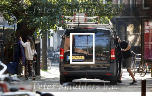 Amsterdam 21 september 2024
Priscilla Nasi en Kevin v Ree trouwen in het College Hotel .oa aanwezig Robert halewijn Evert Santegoeds Gerard Joling Wino Omtzigt Guido Spek en andere gasten . Priscilla en Kevin arriveren in zijn bus die hij metr zijn werk gebruikt