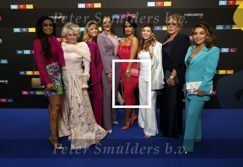 Schiphol 31 september 2024
Winterpresentatie RTL / Videoland in een tent achter Hotel v d Valk bij Schiphol .

 Ramona Poels Marjan Strijbosch Chayenne Muller Annu Bachu Petrouschka Dahmen Lizbeth v d Boogaart  Estelle Hanneman en Brigitte Schepers 
 tijdens het RTL Content Event 2024 in Hotel van der Valk in Hoofddorp (The Real Housewifes van het Zuiden)

Real Housewives v h Zuiden
