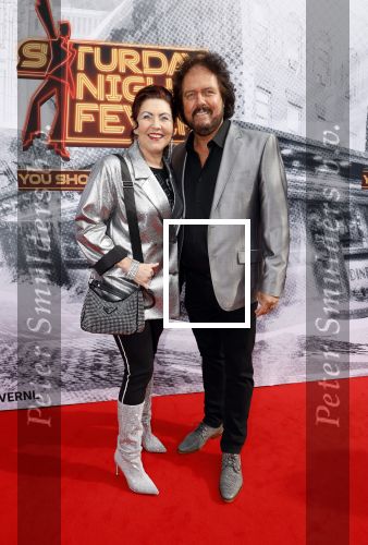 Den Bosch 29 september 2024
Premiere Saturday night fever in de Parade in Den Bosch . rene Leblanc met partner