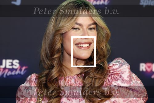 Den Bosch 28 september 2024
Premiere Rokjesdag in de Brabant hallen met in de cast oa Abbey Hoes, Leo Alkemade, Brigitte Heitzer, Lykele Muus, Bertrie Wierenga en Kiefer Zwart.Daarnaast zijn er onder meer rollen weggelegd voor Sinan Eroglu, Peter Bolhuis, Tineke Schouten, Patrick Martens en Maaike Martens. Rikkie Kolle