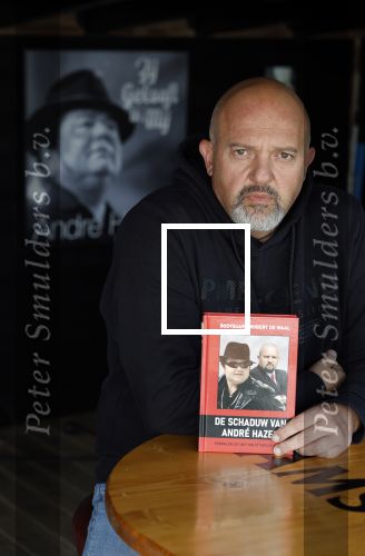 Noorden Nieuwkoop 13 september 2024
Robert de Waal heeft een nieuwe boek over Andre Hazes geschreven.