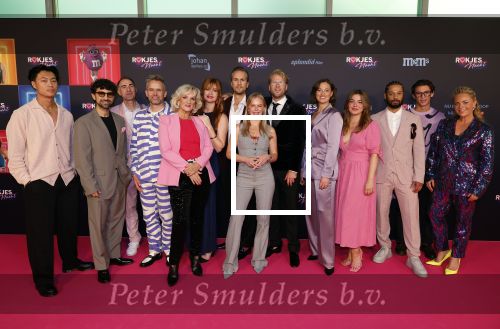 Den Bosch 28 september 2024
Premiere Rokjesdag in de Brabant hallen met in de cast oa Abbey Hoes, Leo Alkemade, Brigitte Heitzer, Lykele Muus, Bertrie Wierenga en Kiefer Zwart.Daarnaast zijn er onder meer rollen weggelegd voor Sinan Eroglu, Peter Bolhuis, Tineke Schouten, Patrick Martens en Maaike Martens.