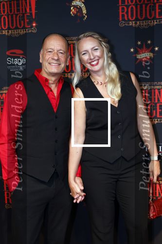 Utrecht 19 september 2024
Premiere Moulin Rouge in het Beatrix theater. Ron Boszhard met vriendin Herald Alofs en de ouders van Carlo Boszhard