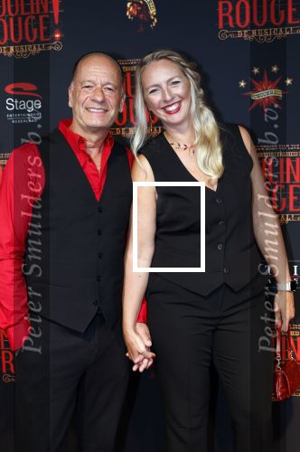 Utrecht 19 september 2024
Premiere Moulin Rouge in het Beatrix theater. Ron Boszhard met vriendin Herald Alofs en de ouders van Carlo Boszhard