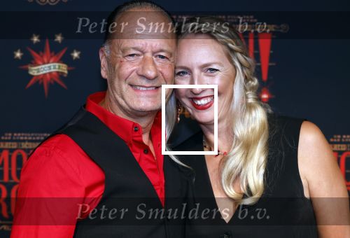 Utrecht 19 september 2024
Premiere Moulin Rouge in het Beatrix theater. Ron Boszhard met vriendin Herald Alofs en de ouders van Carlo Boszhard