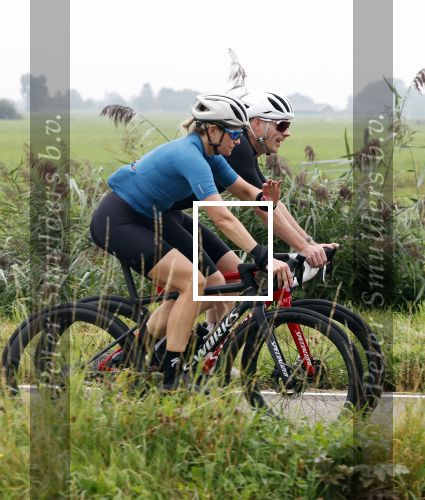 Blaricum 4 september 2024
Fietstocht met allemaal specialized S Works fietsen vanaf Blushing Blaricum van Gordon .
Oa doen mee , Winston Gerschtanowitz Louis Talpe Mark Tuitert Laurens ten Dam Roxane Knetemann Thomas v d Vlucht Johan Museeuw Thomas Dekker Ireen Wust Erben Wennemars  Joy Beune en haar partner Kjeld Nuis .
Roxane Knetemann en Thom v Dulmen
