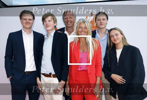 Katwijk 8 september 2024
Premiere Soldaat van Oranje in de Hangaar . Sandra Ysbrandy kwam met haar man en kinderen