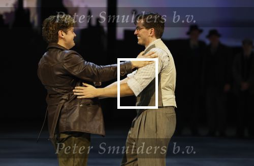 Barneveld 21 september 2024
Premiere Musical 40-45 met in de hoofdrollen Soy Kroon Dorian Bindels Niniane Everaert Gaia Aikman Babette v Veen Sjoerd Pleijsier en Kees Boot .