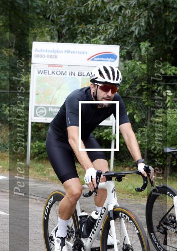 Blaricum 4 september 2024
Fietstocht met allemaal specialized S Works fietsen vanaf Blushing Blaricum van Gordon .
Oa doen mee , Winston Gerschtanowitz Louis Talpe Mark Tuitert Laurens ten Dam Roxane Knetemann Thomas v d Vlucht Johan Museeuw Thomas Dekker Ireen Wust Erben Wennemars  Joy Beune en haar partner Kjeld Nuis .